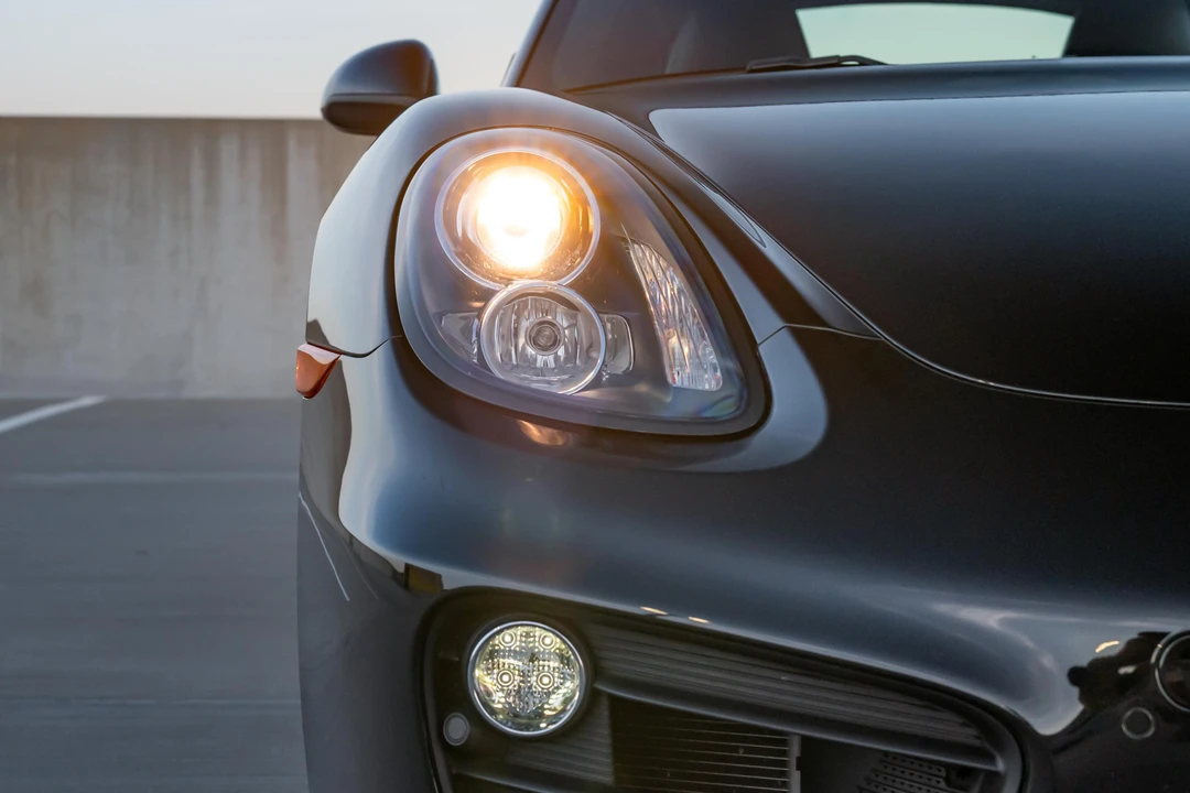 2016 Porsche 981 Cayman - Image 12 of 31