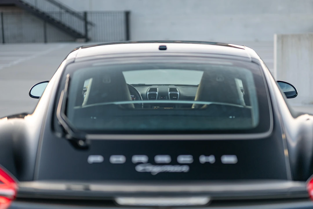 2016 Porsche 981 Cayman - Image 23 of 31