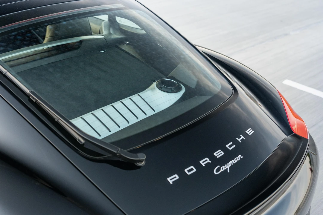 2016 Porsche 981 Cayman - Image 22 of 31