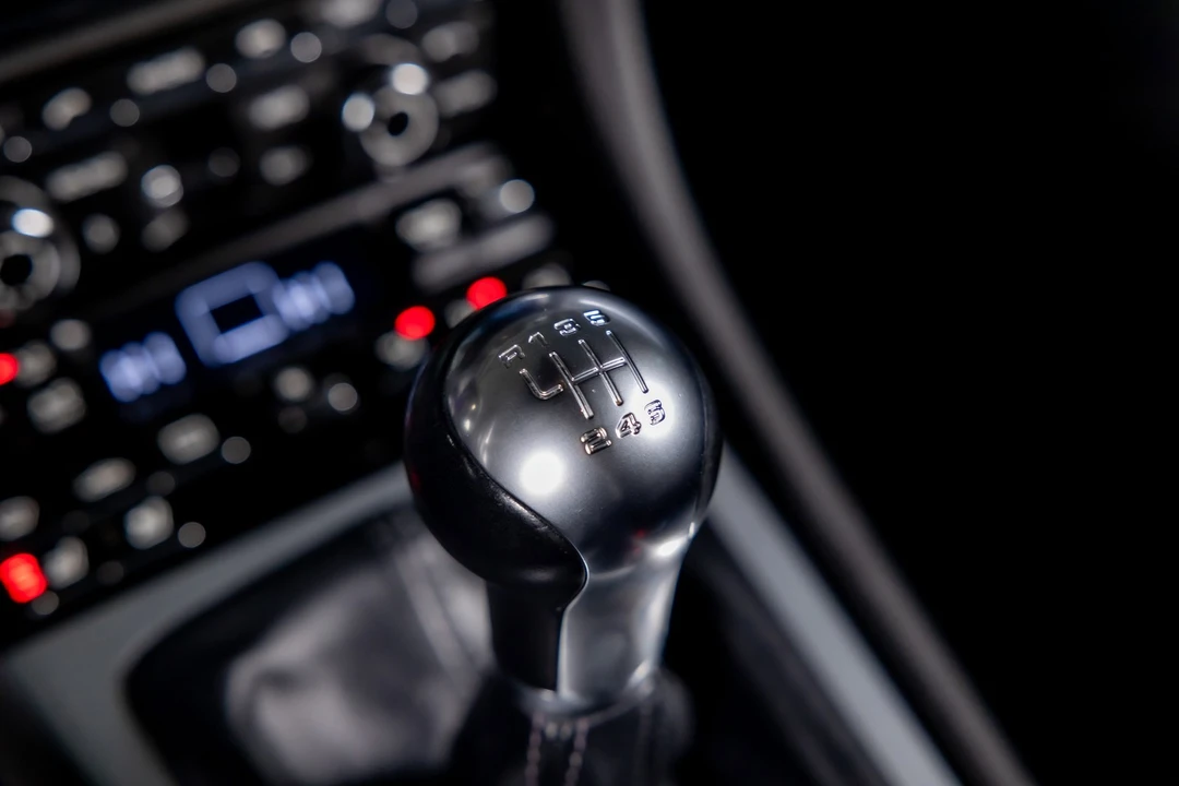 2016 Porsche 981 Cayman - Image 10 of 12