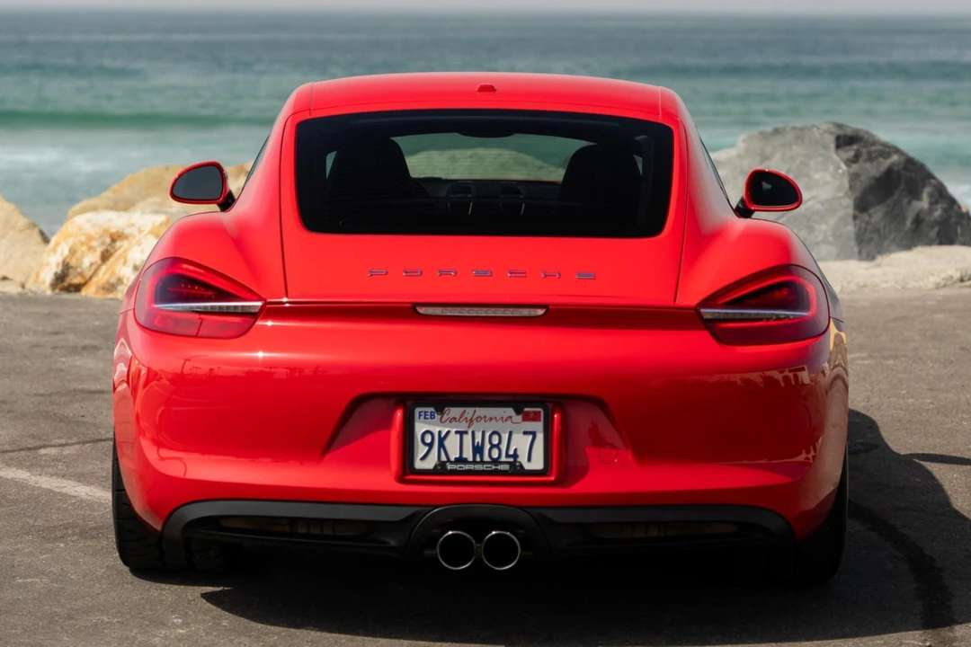 2016 Porsche 981 Cayman - Image 5 of 31