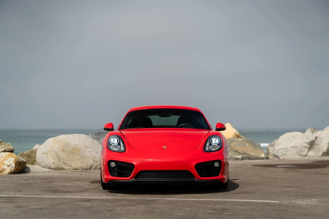 2016 Porsche 981 Cayman - Image 6 of 31
