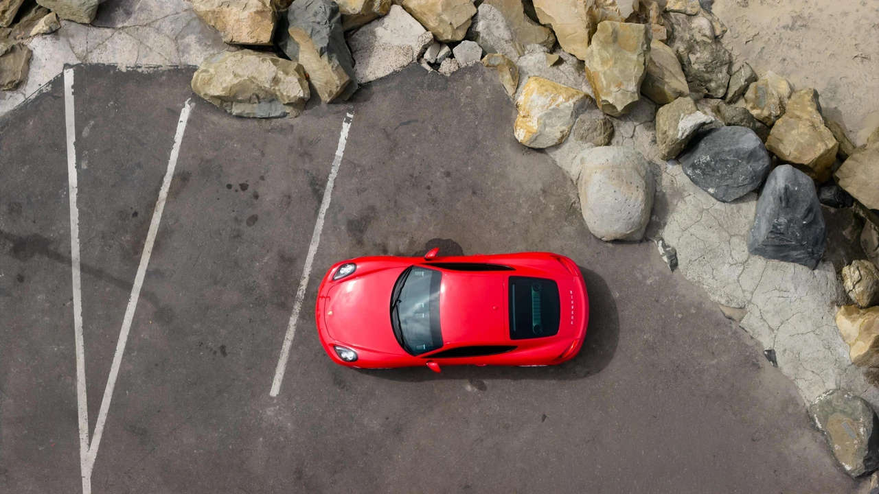 2016 Porsche 981 Cayman - Image 24 of 31