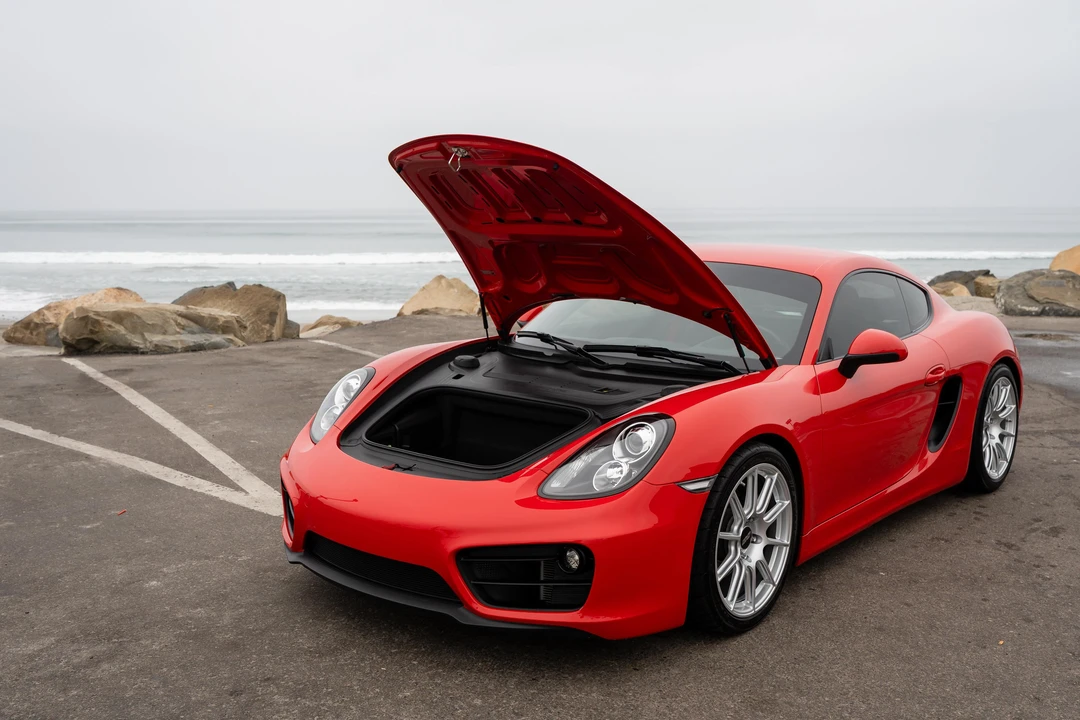 2016 Porsche 981 Cayman - Image 9 of 31