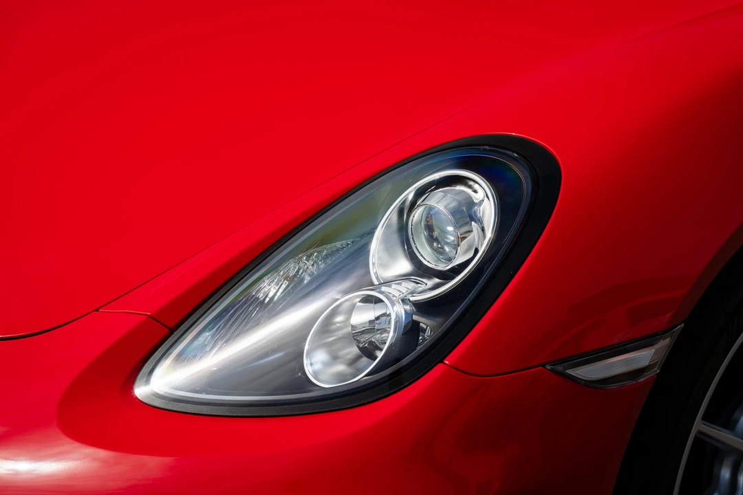 2016 Porsche 981 Cayman - Image 30 of 31