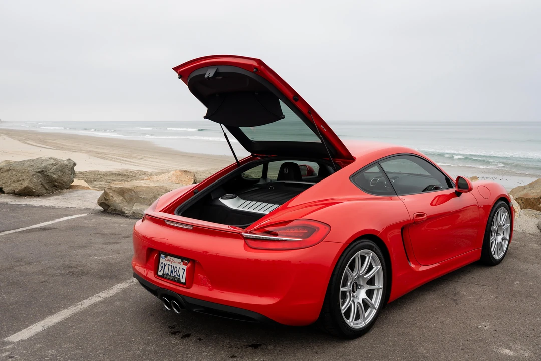 2016 Porsche 981 Cayman - Image 15 of 31