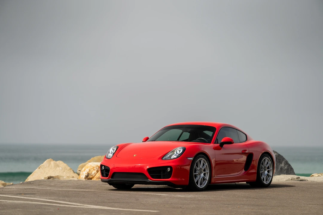 2016 Porsche 981 Cayman - Image 8 of 31