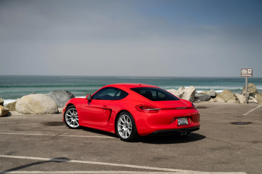 2016 Porsche 981 Cayman - Image 13 of 31