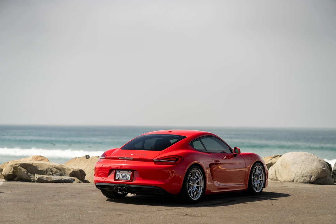 2016 Porsche 981 Cayman - Image 16 of 31