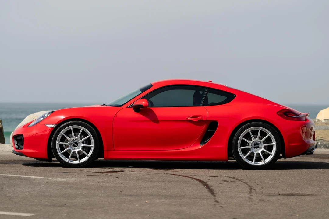 2016 Porsche 981 Cayman - Image 3 of 31