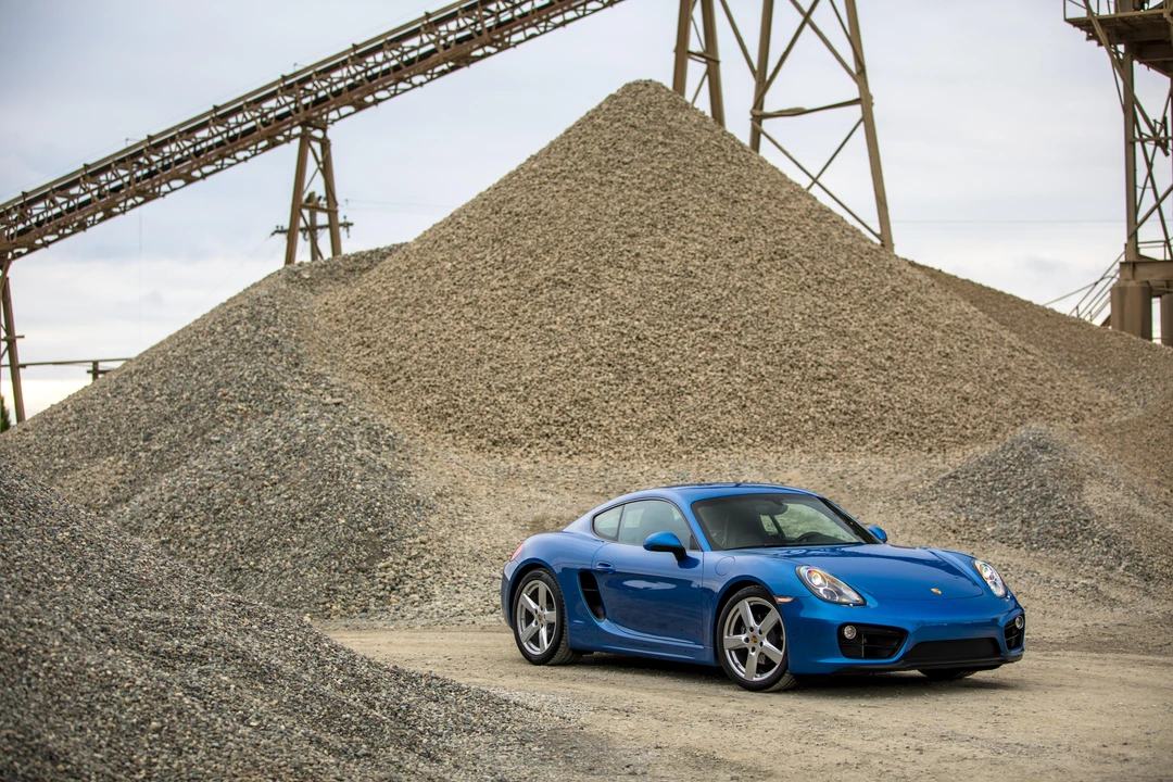 2016 Porsche 981 Cayman - Image 15 of 18