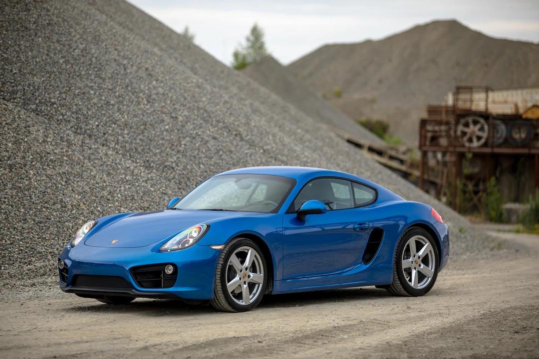 2016 Porsche 981 Cayman - Image 9 of 18