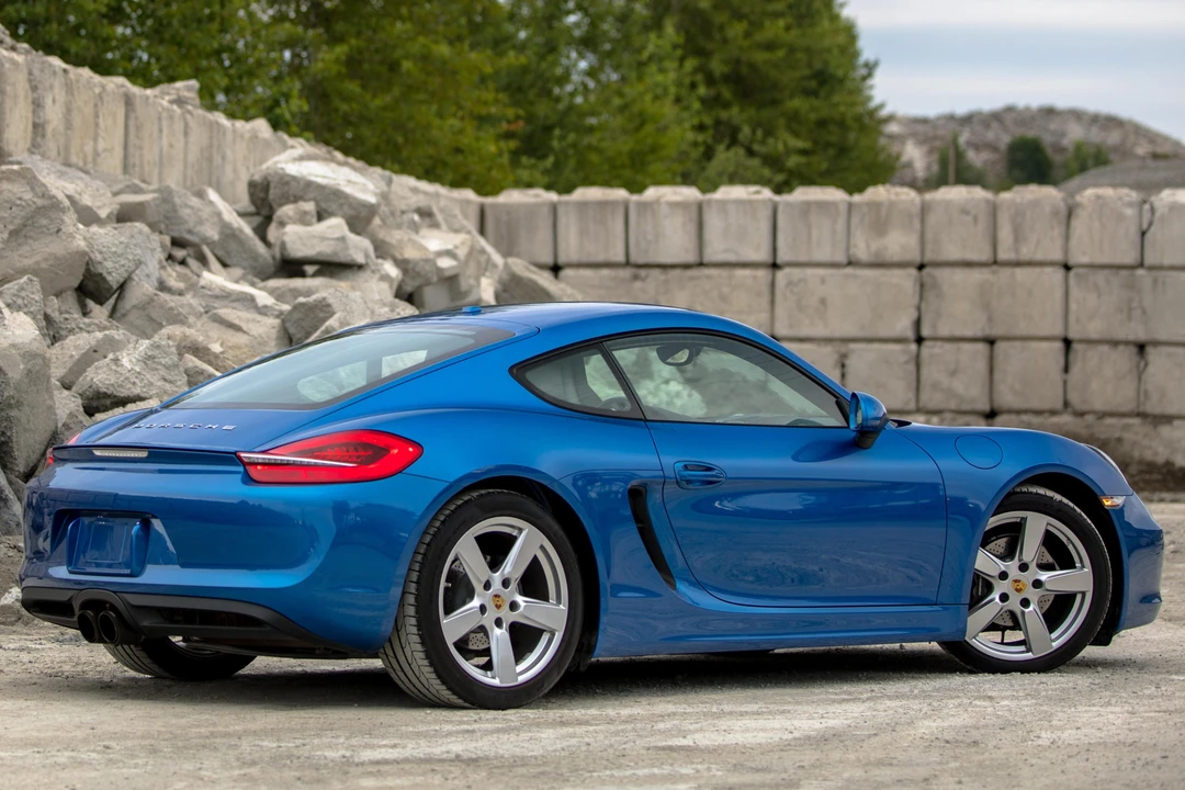 2016 Porsche 981 Cayman - Image 5 of 18