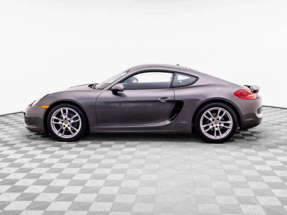 2016 Porsche 981 Cayman - Image 2 of 5
