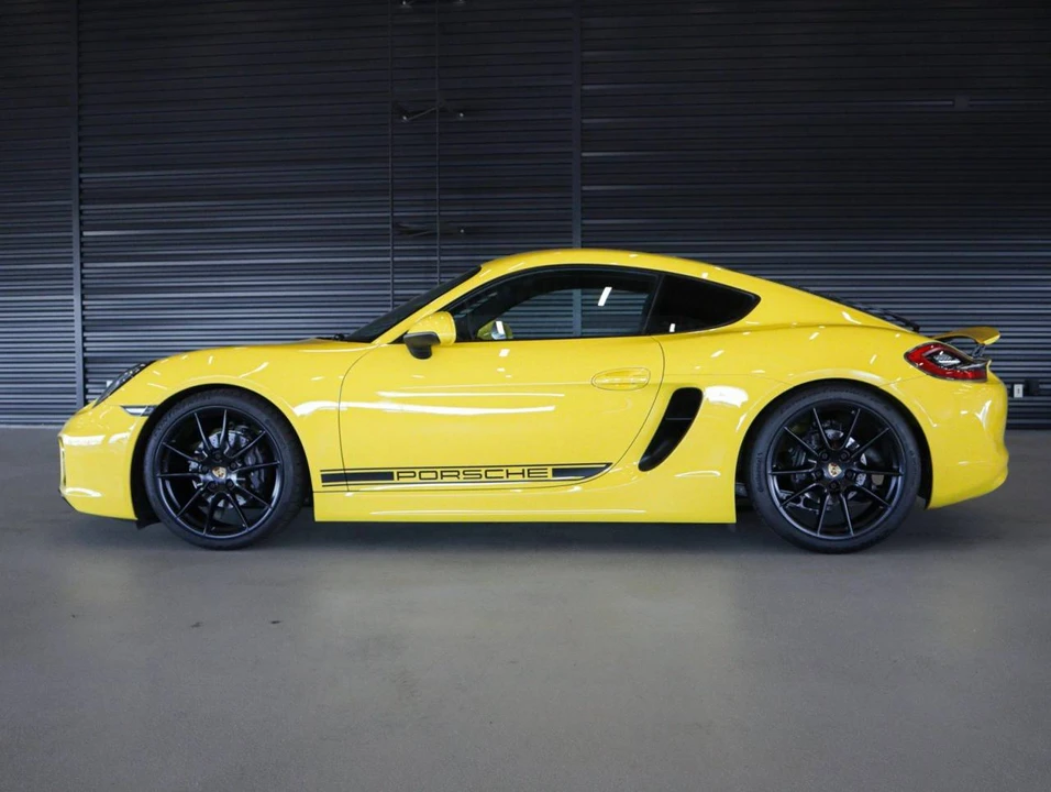 2016 Porsche 981 Cayman - Image 2 of 5