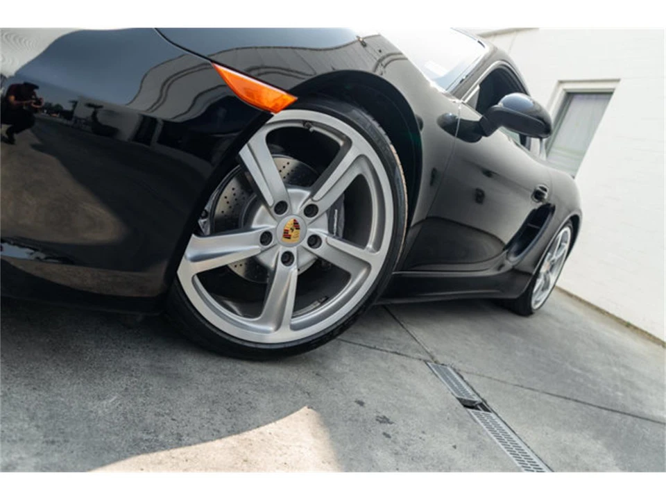 2016 Porsche 981 Cayman - Image 4 of 12