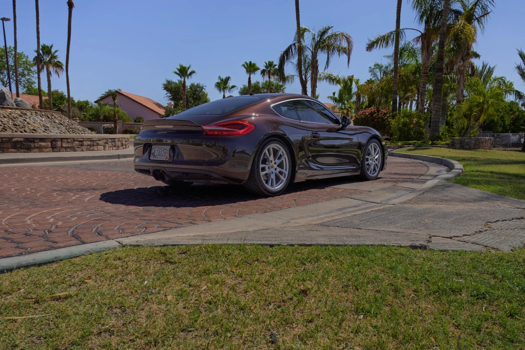 2016 Porsche 981 Cayman - Image 19 of 31
