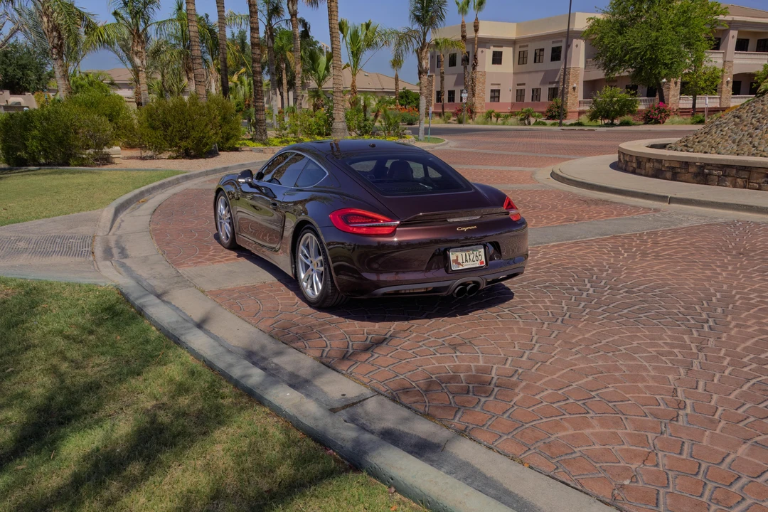 2016 Porsche 981 Cayman - Image 14 of 31