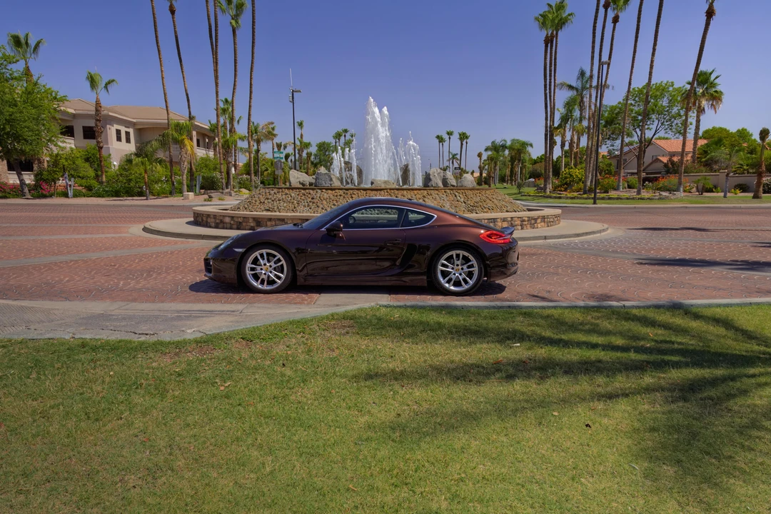 2016 Porsche 981 Cayman - Image 11 of 31