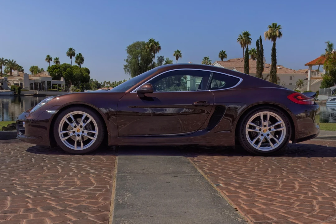 2016 Porsche 981 Cayman - Image 3 of 31