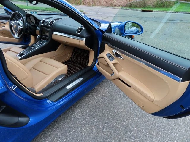 2016 Porsche 981 Cayman - Image 22 of 31