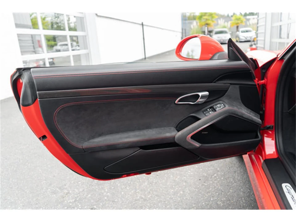 2016 Porsche 981 Cayman - Image 10 of 12