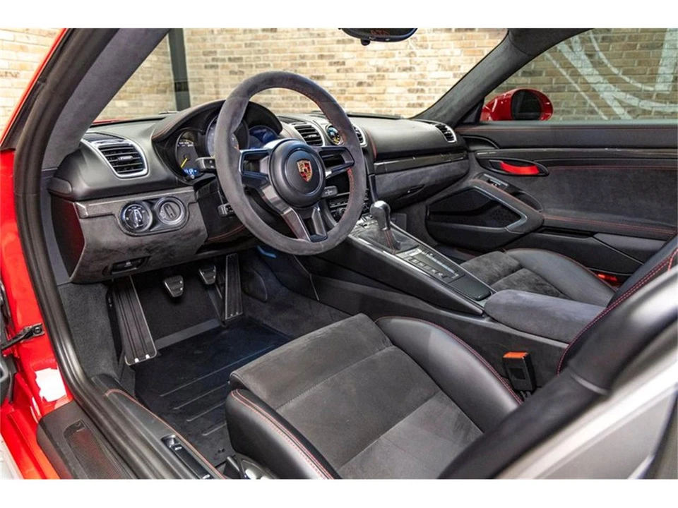 2016 Porsche 981 Cayman - Image 30 of 31