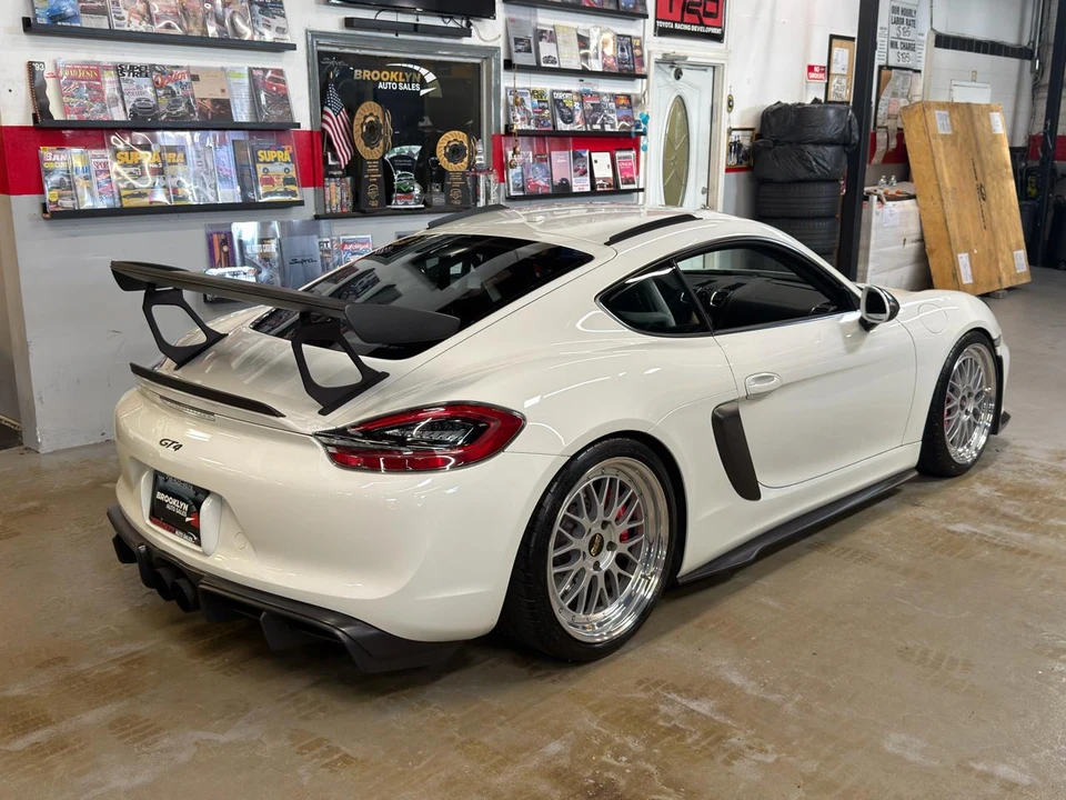 2016 Porsche 981 Cayman - Image 6 of 31