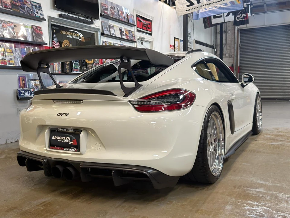 2016 Porsche 981 Cayman - Image 7 of 31