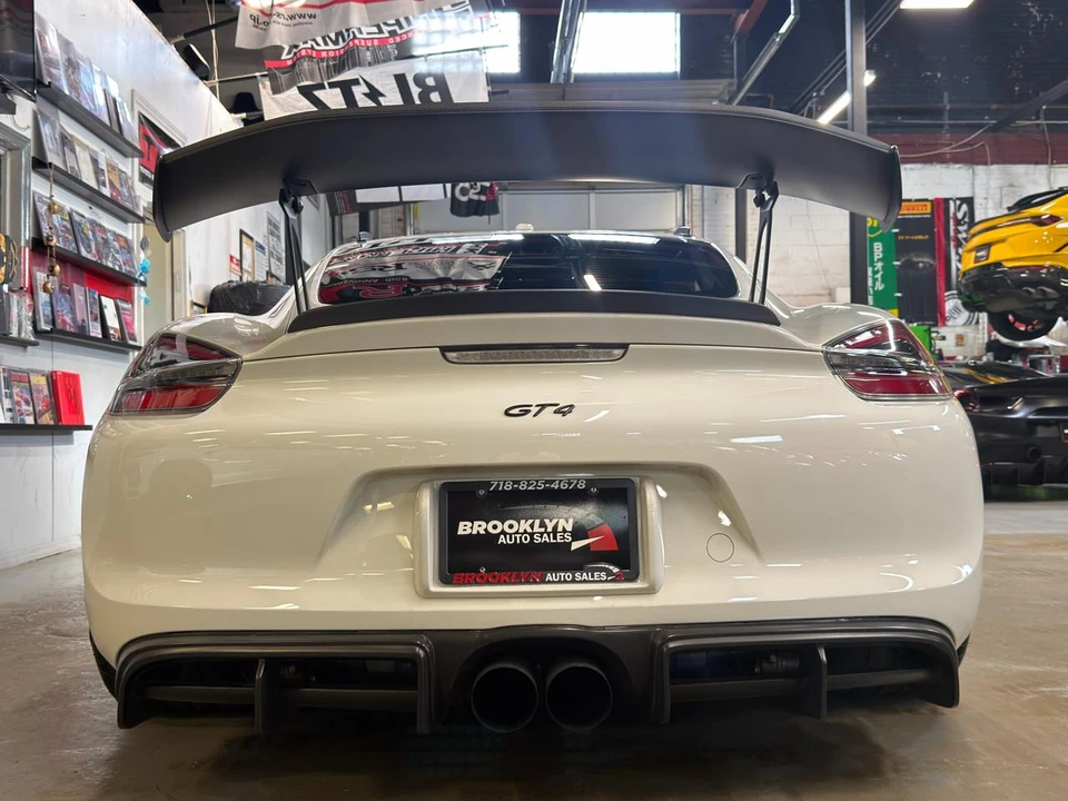 2016 Porsche 981 Cayman - Image 8 of 31