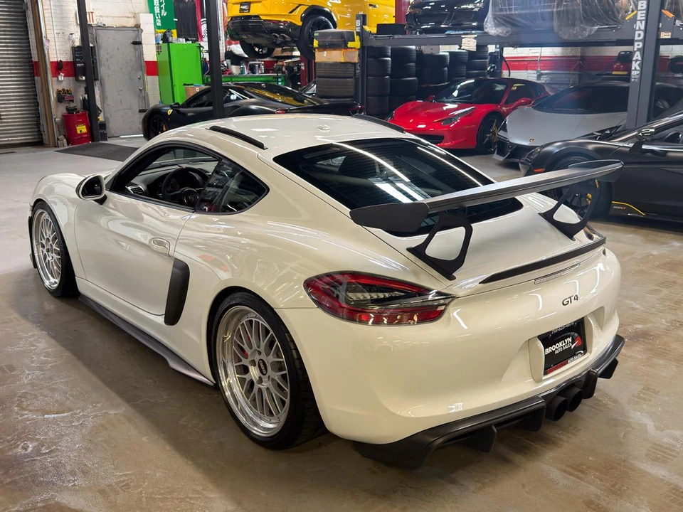 2016 Porsche 981 Cayman - Image 11 of 31