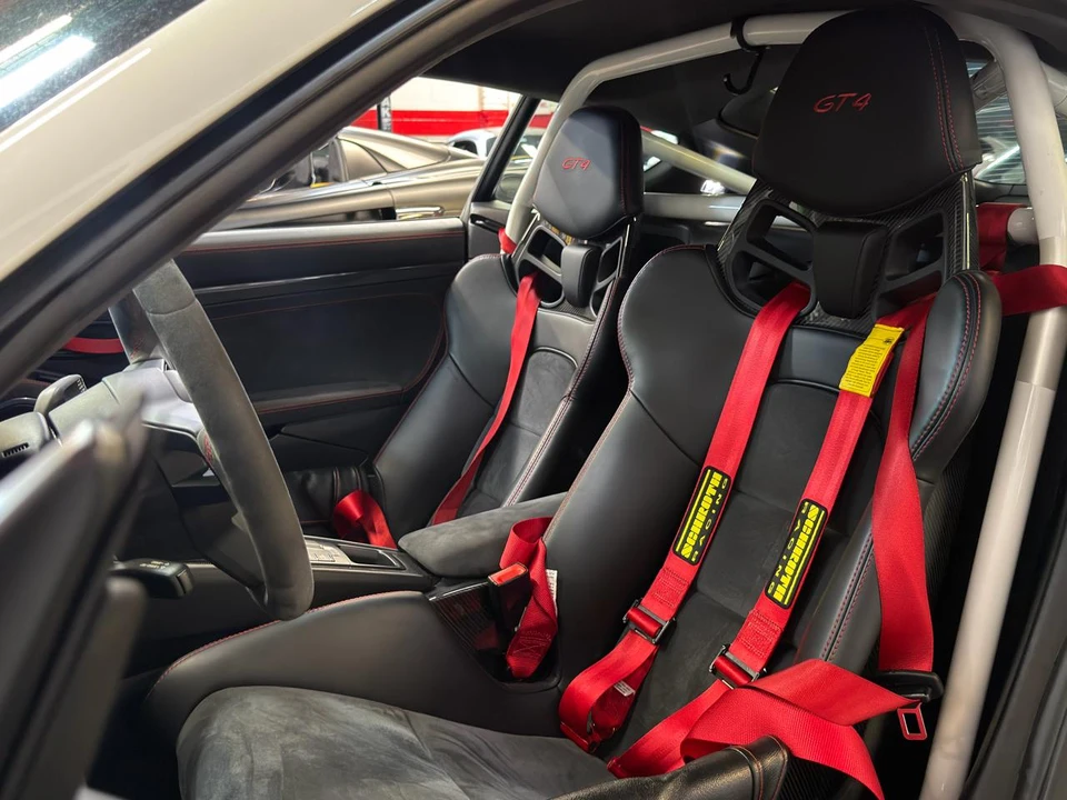 2016 Porsche 981 Cayman - Image 25 of 31