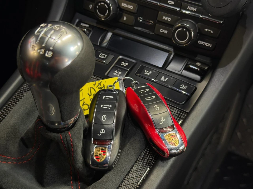 2016 Porsche 981 Cayman - Image 31 of 31