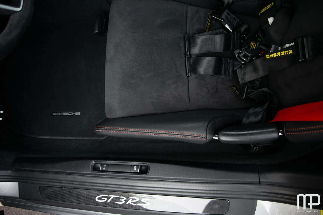 2016 Porsche 991 GT3 RS - Image 29 of 31
