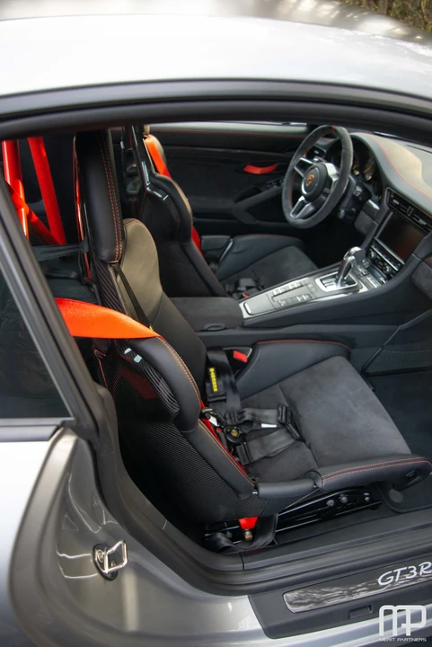 2016 Porsche 991 GT3 RS - Image 26 of 31