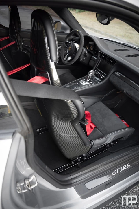 2016 Porsche 991 GT3 RS - Image 28 of 31