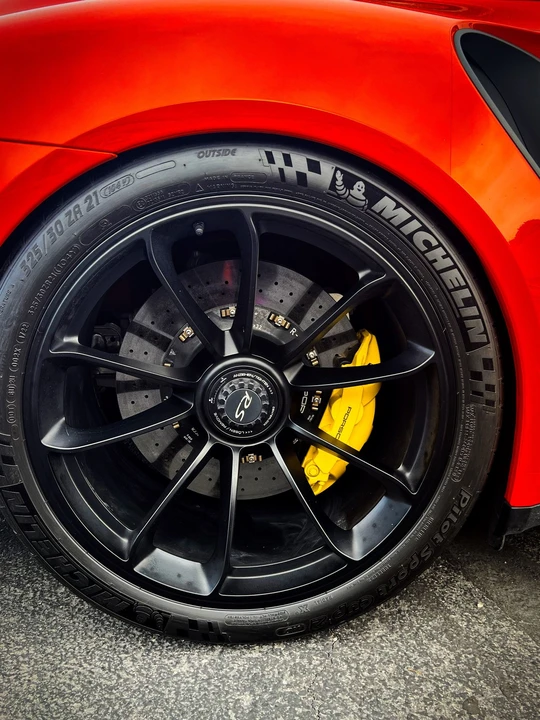 2016 Porsche 991 GT3 RS - Image 9 of 27