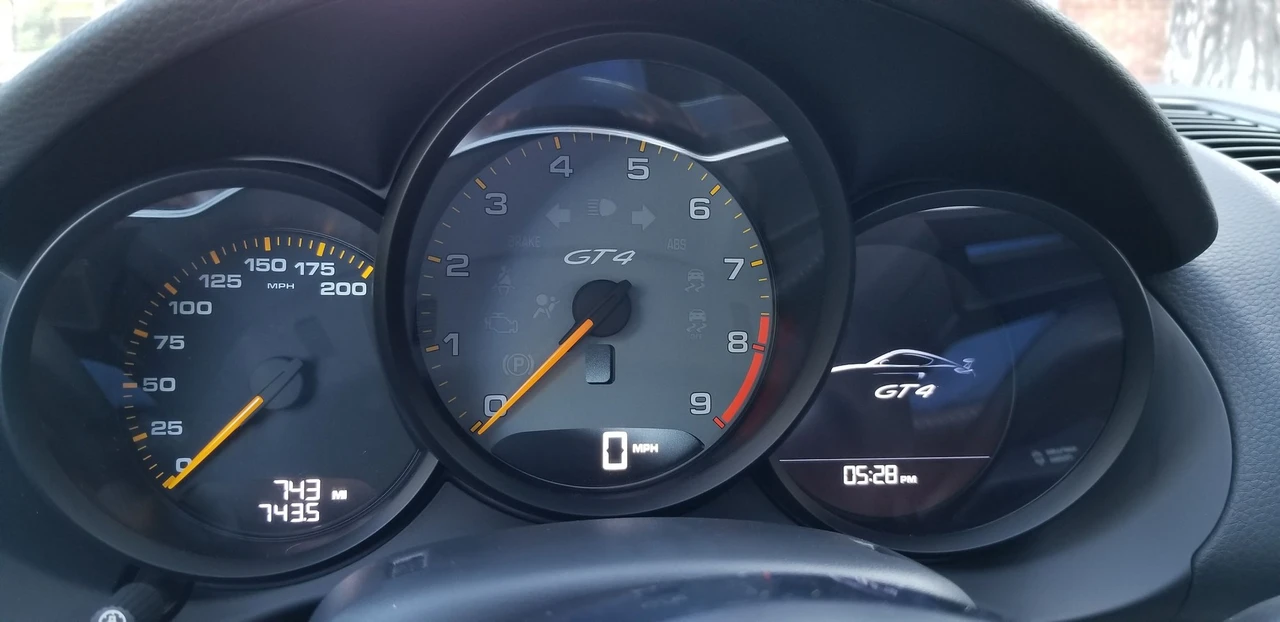 2016 Porsche 981 Cayman GT4 - Image 3 of 9