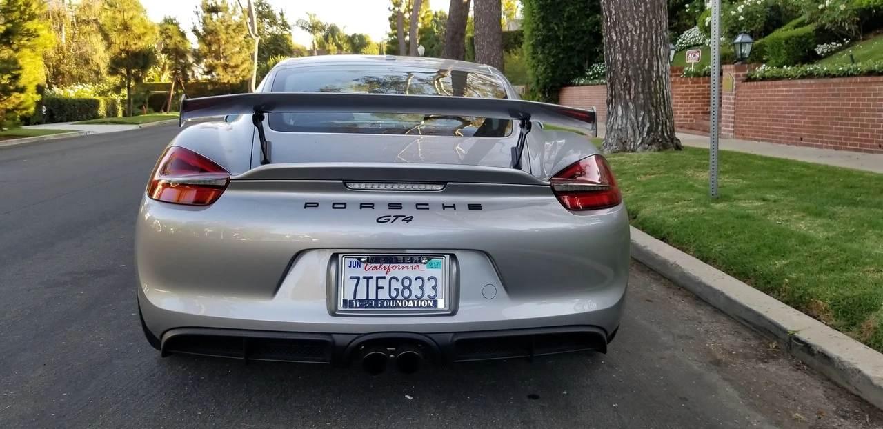 2016 Porsche 981 Cayman GT4 - Image 6 of 9