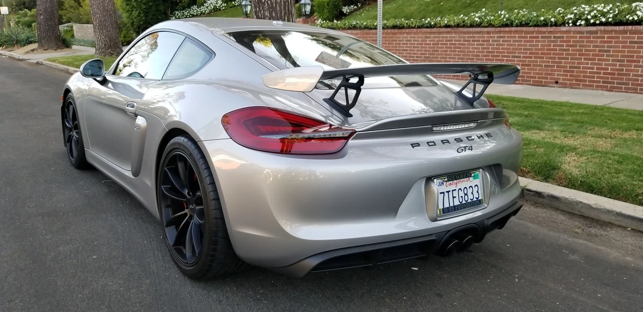 2016 Porsche 981 Cayman GT4 - Image 4 of 9