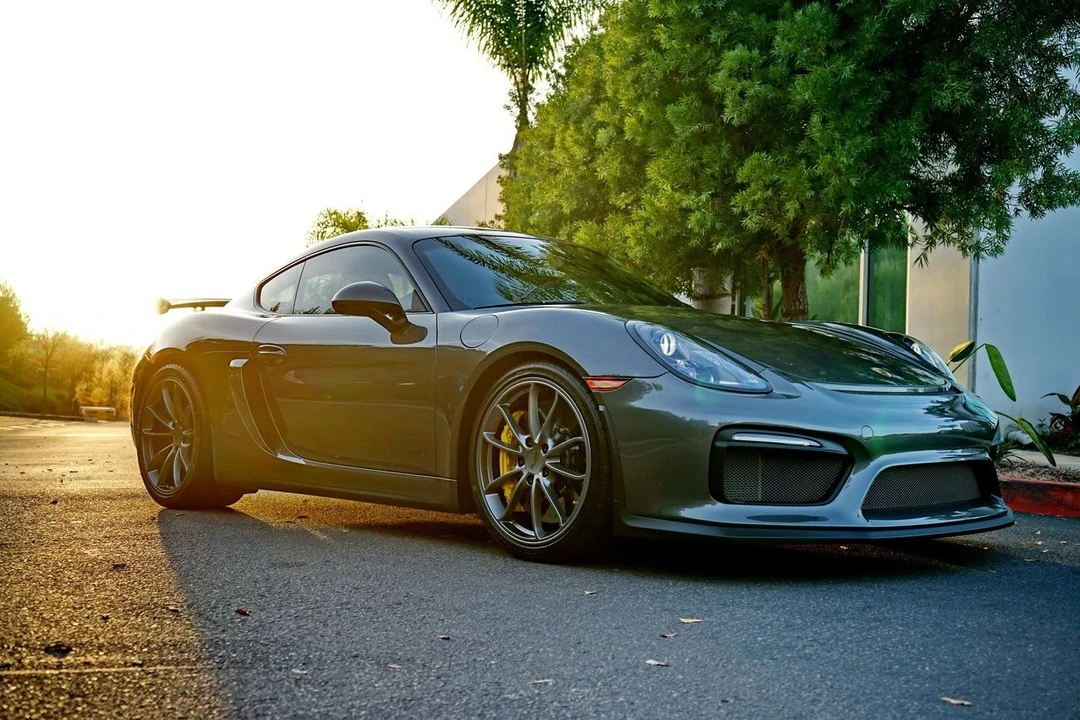 2016 Porsche 981 Cayman GT4 - Image 13 of 13