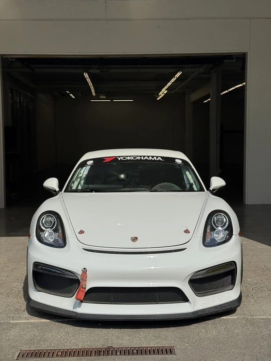 2016 Porsche 981 Cayman GT4 Clubsport - Image 2 of 27