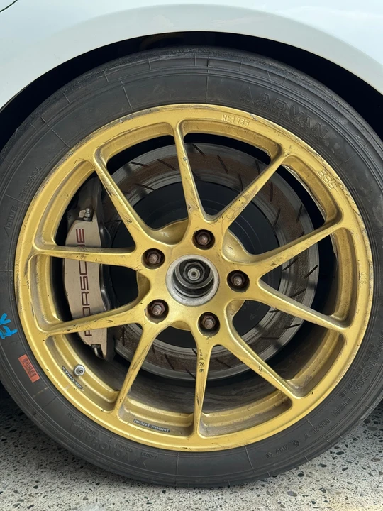2016 Porsche 981 Cayman GT4 Clubsport - Image 18 of 27