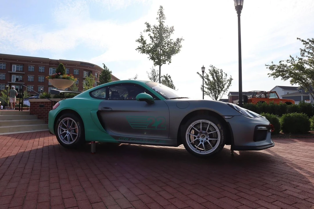 2016 Porsche 981 Cayman GT4 Clubsport - Image 7 of 11