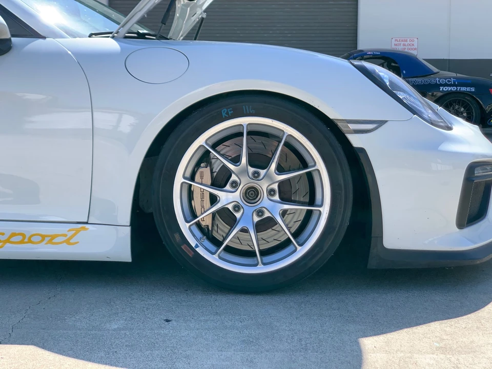 2016 Porsche 981 Cayman GT4 Clubsport - Image 12 of 25