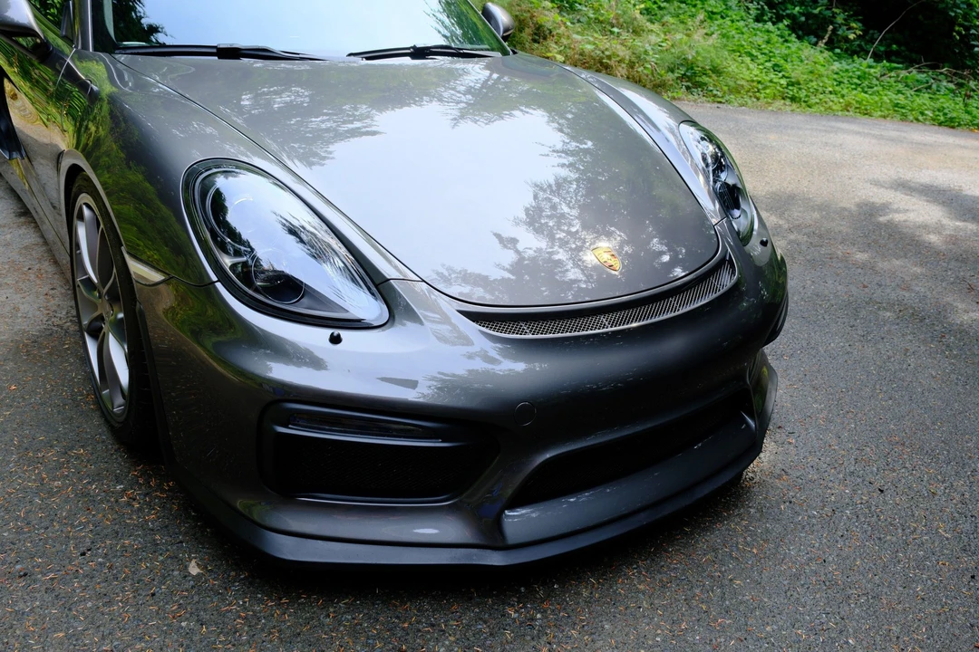 2016 Porsche 981 Cayman GT4 - Image 19 of 31