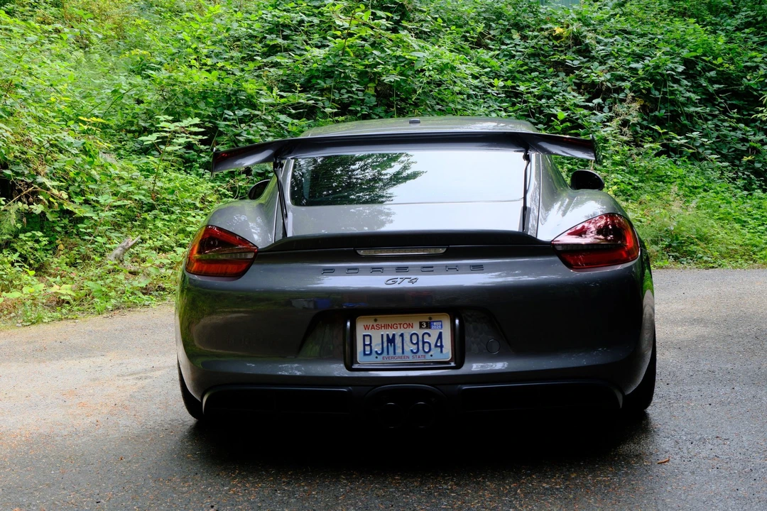 2016 Porsche 981 Cayman GT4 - Image 12 of 31
