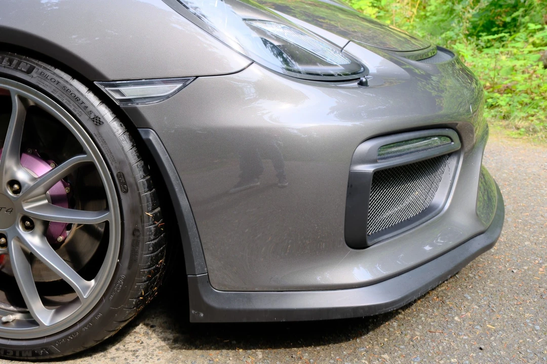2016 Porsche 981 Cayman GT4 - Image 25 of 31