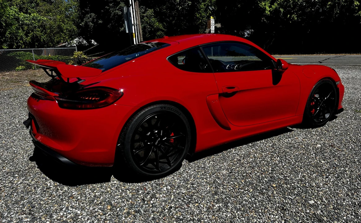 2016 Porsche 981 Cayman GT4 - Image 6 of 31