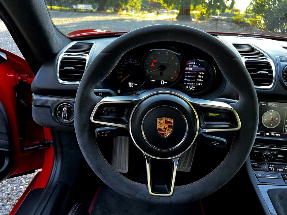 2016 Porsche 981 Cayman GT4 - Image 21 of 31